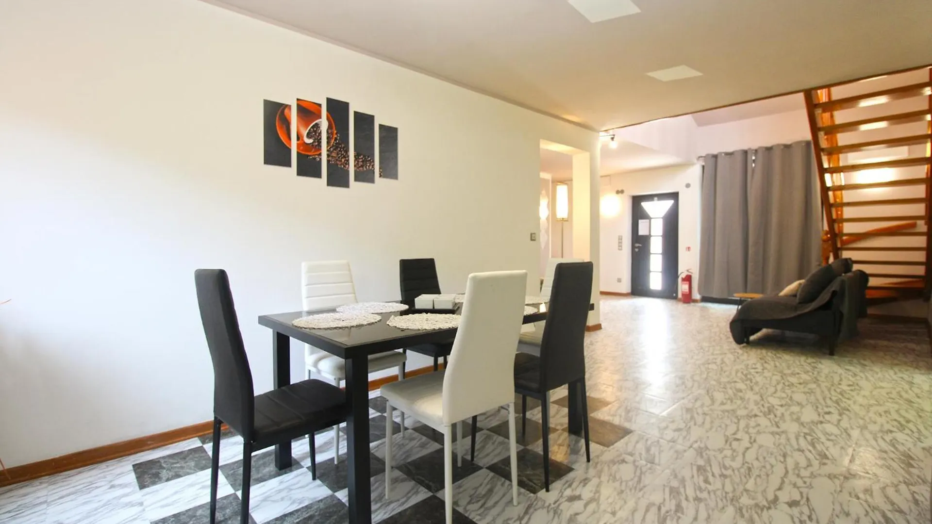 Apartments Richard 2319 Pjescana Uvala 0*,  Croatia