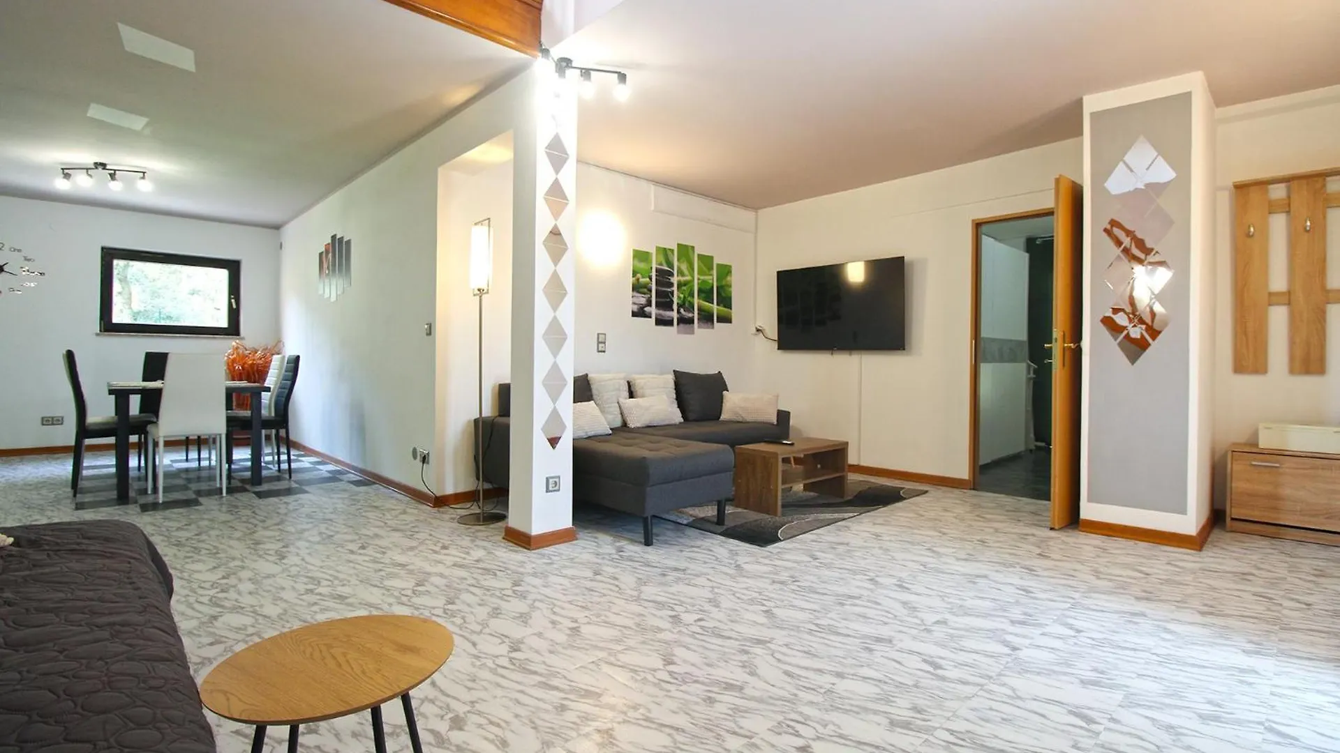 Apartments Richard 2319 Pjescana Uvala