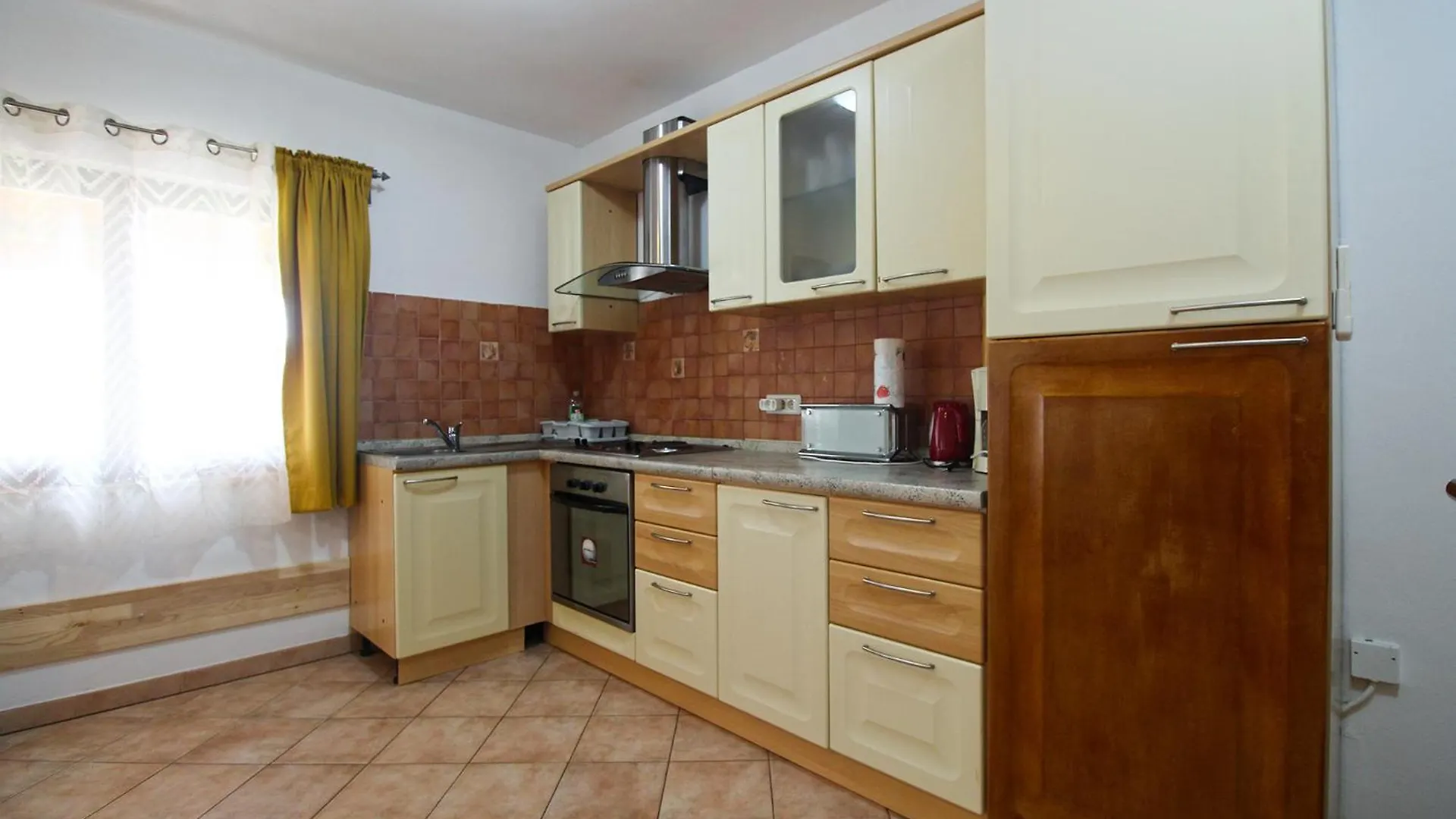 Apartments Richard 2319 Pjescana Uvala