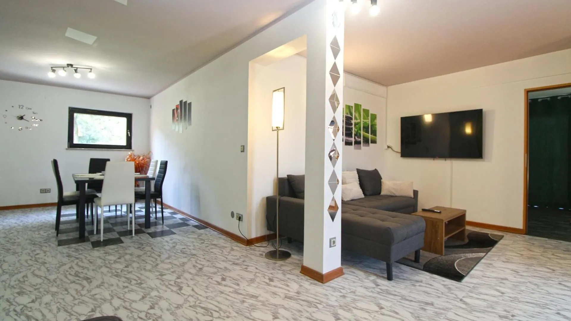 Apartments Richard 2319 Pjescana Uvala 0*,  Croatia