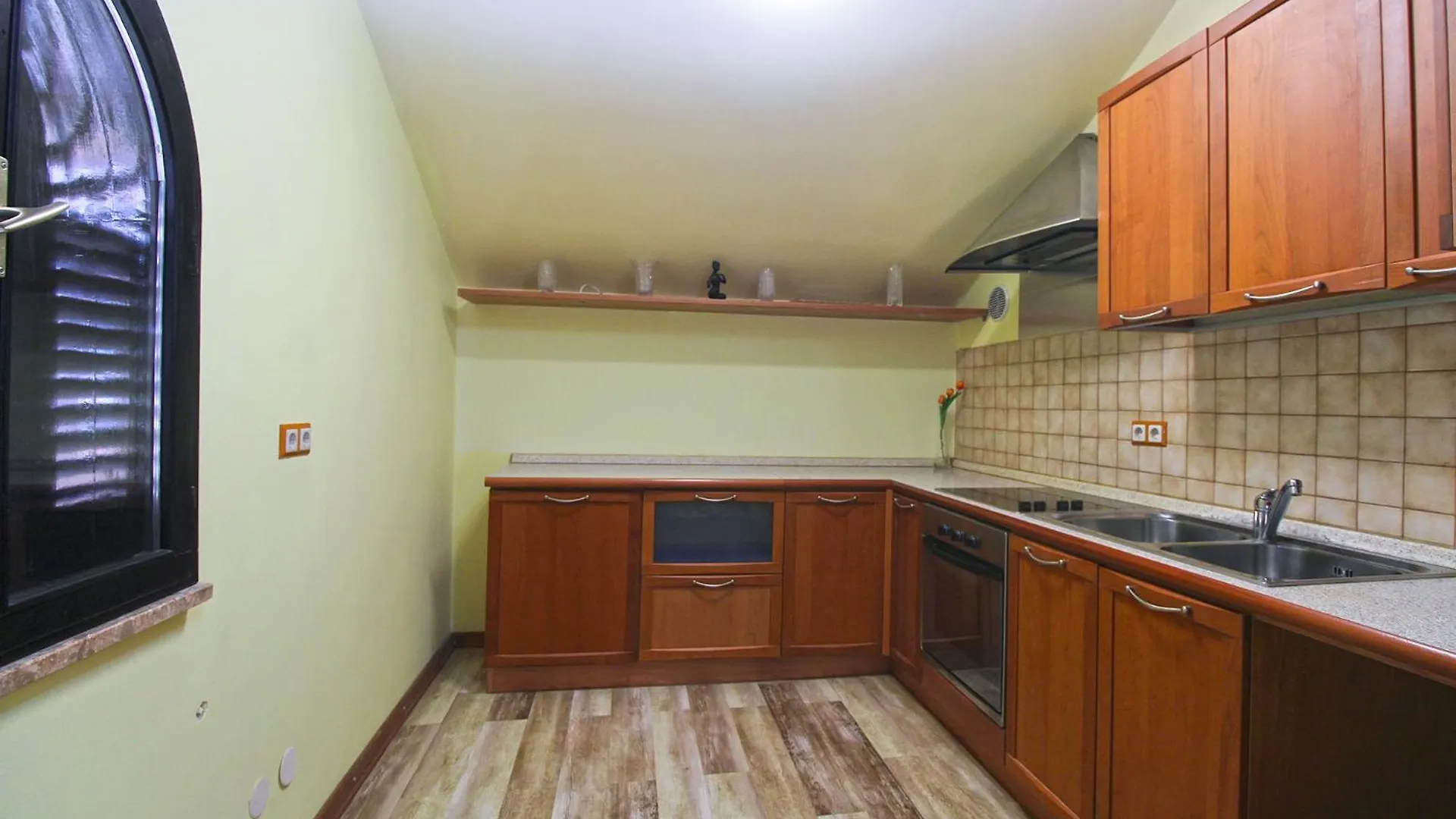 Apartments Richard 2319 Pjescana Uvala