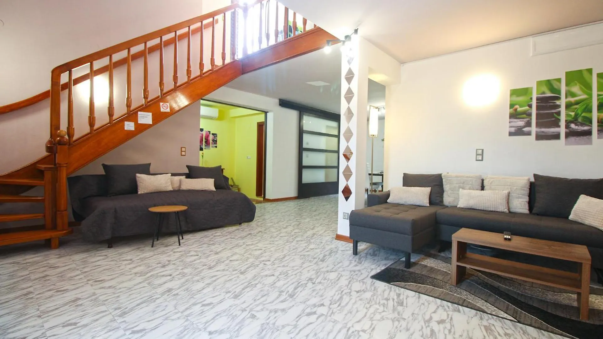 Apartments Richard 2319 Pjescana Uvala